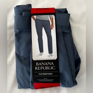 Men’s Banana Republic - Flat Front Pant